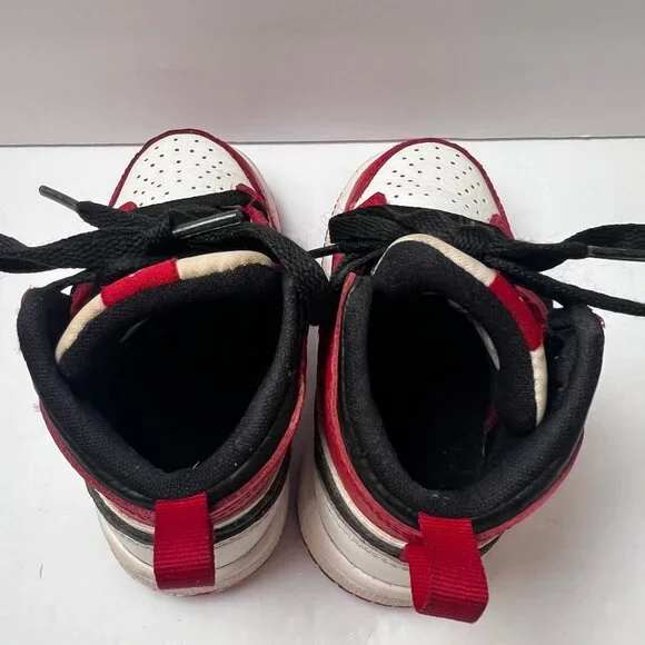 Kids Jordan 1 Red White with Black Swoosh Shoes Size 5C Black Laces - Picture 8 of 12
